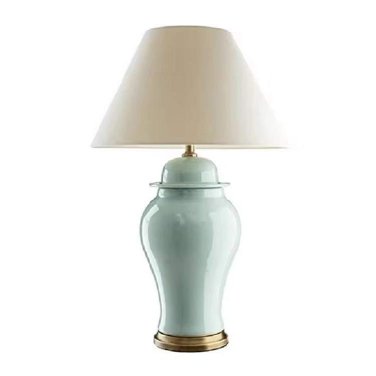 Americká minimalistická a luxusní keramická noční stolní lampa