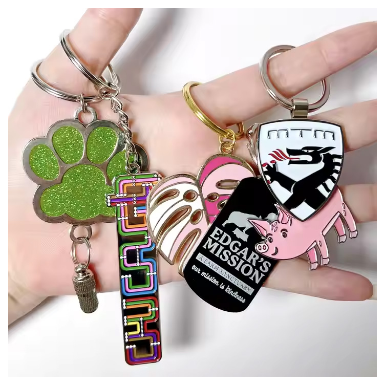 Vlastní logo Keyrings Relised Personalized Suvenir dárky