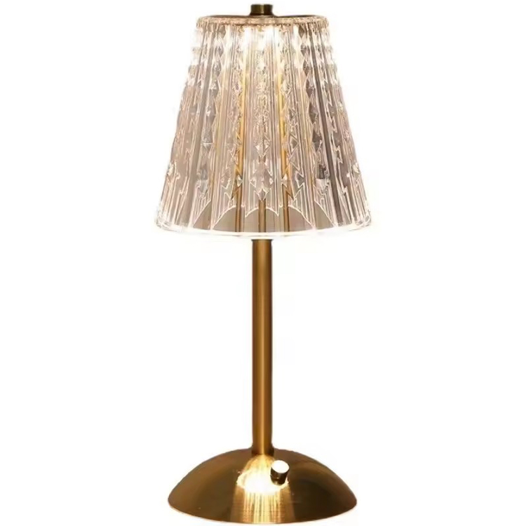 Moderní dekorativní romantická stolní lampa s křišťálovou atmosférou