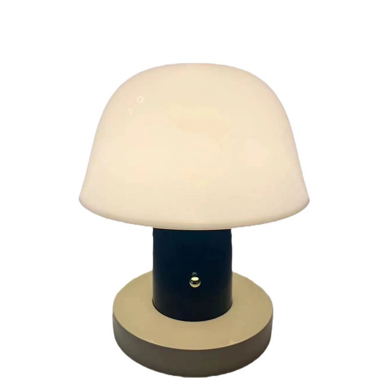 Nová designová stolní lampa Mushroom Home s dotykovým ovládáním