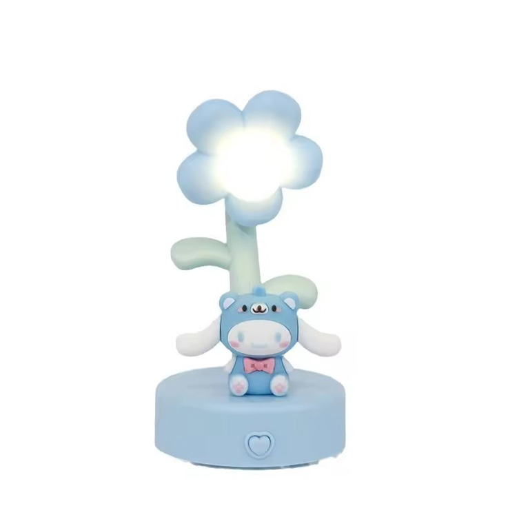 Oblíbený kreativní dárek Cinnamoroll Anime Tricolor Stolní lampa