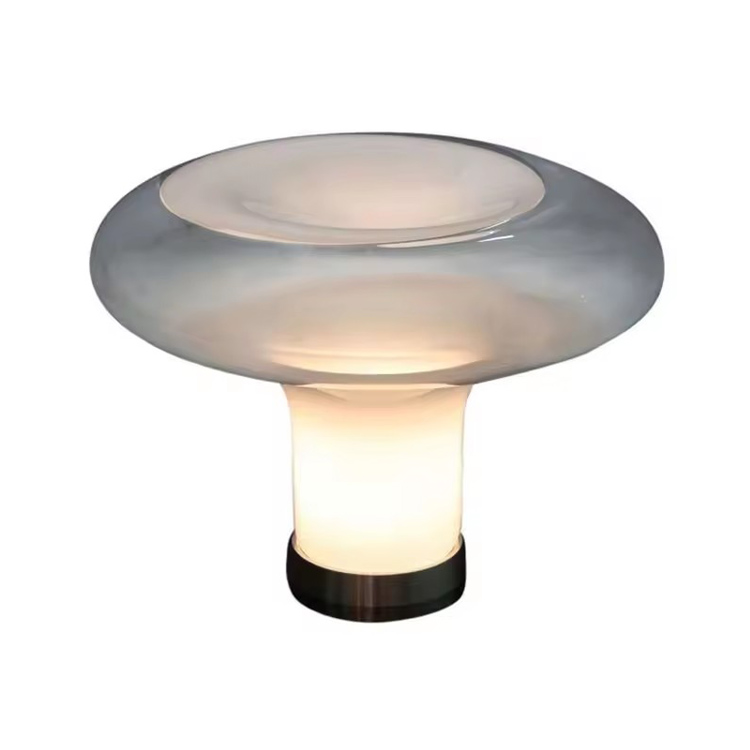 Postmoderní jednoduchá hotelová měkká dekorace skleněná stolní lampa